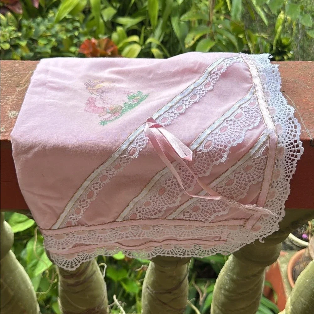 Vintage Pink Baby Blanket Lace Trim Girl Floral Bow 40x33
